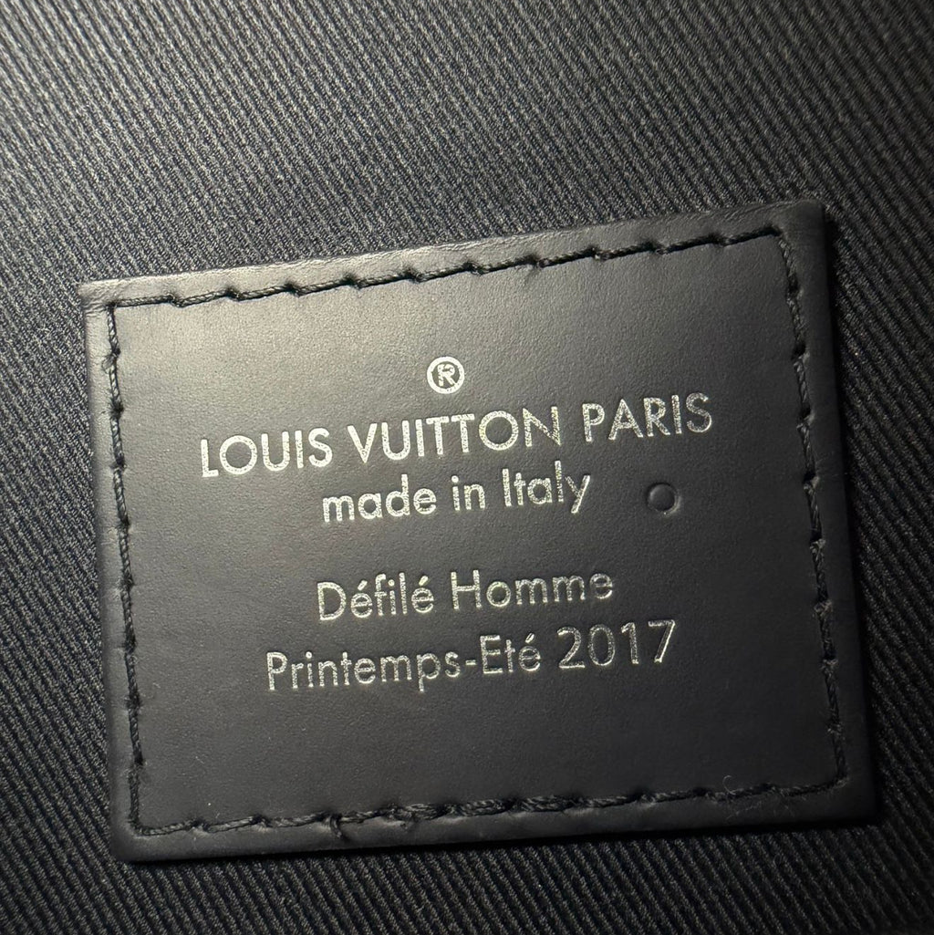 LOUIS VUITTON TRACOLLA Limited Edition