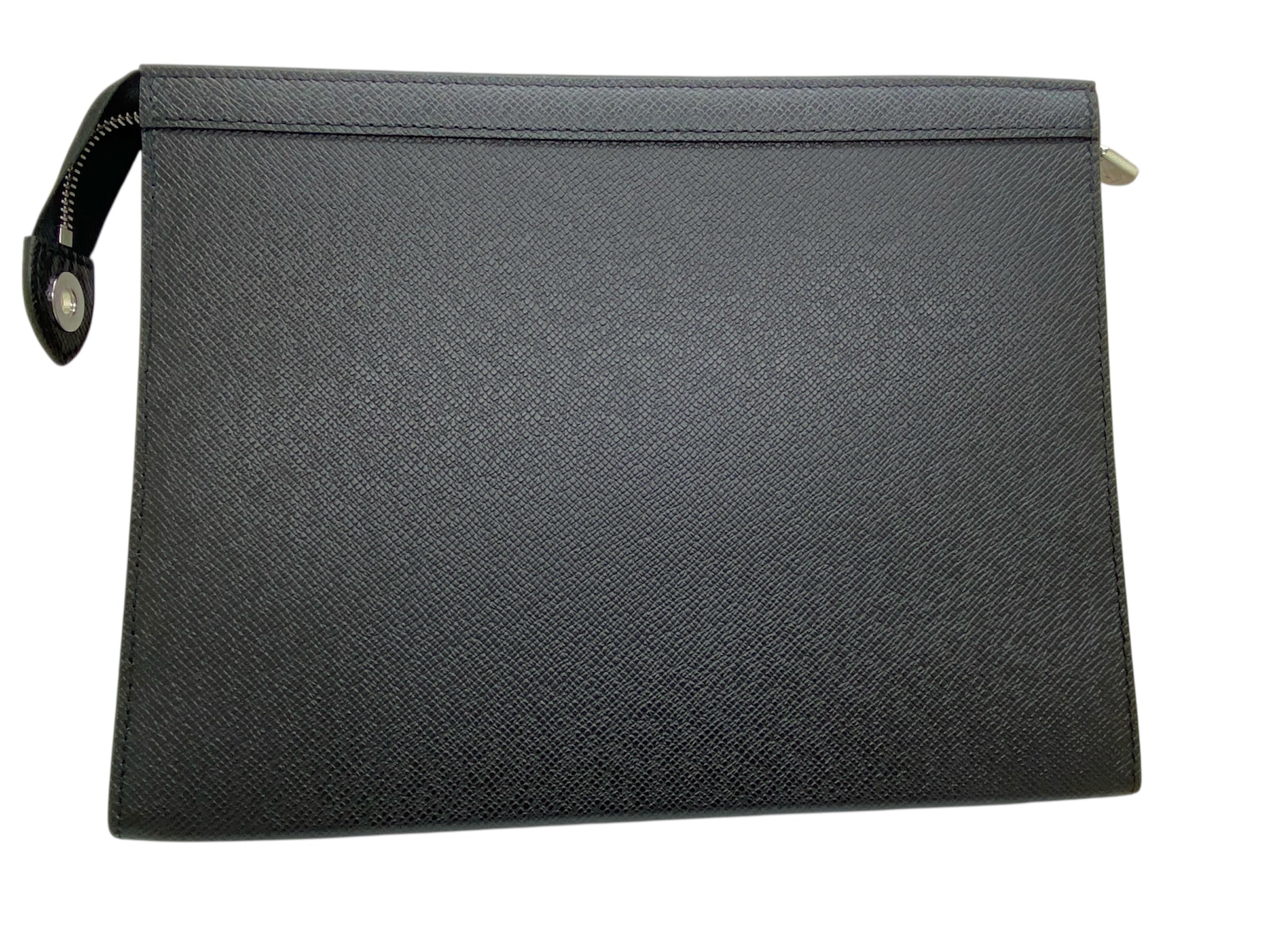 LOUIS VUITTON POCHETTE - TAIGA BLACK